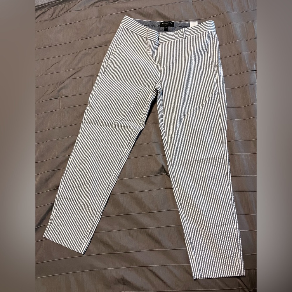 Seersucker ankle pants